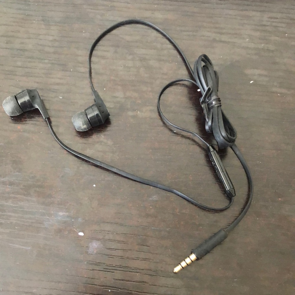 Skullcandy wired headphones